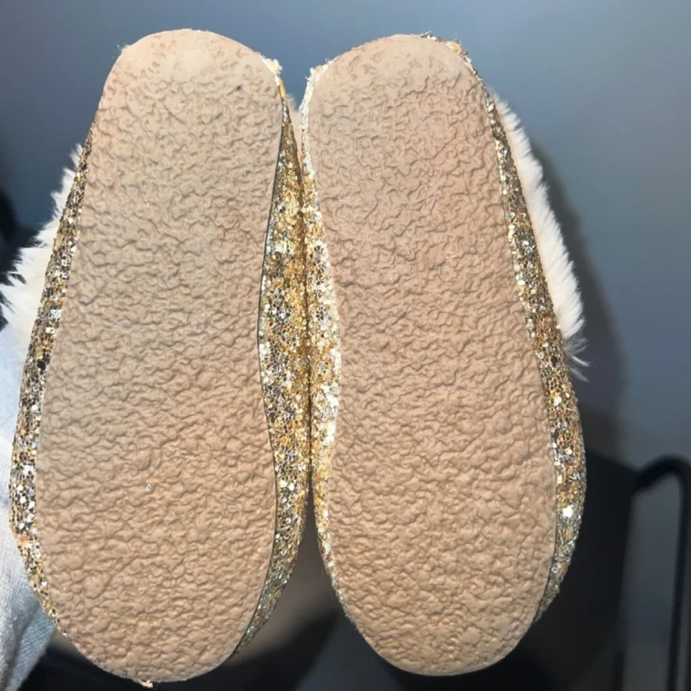 Crew cuts slippers toddler 6” inches preloved